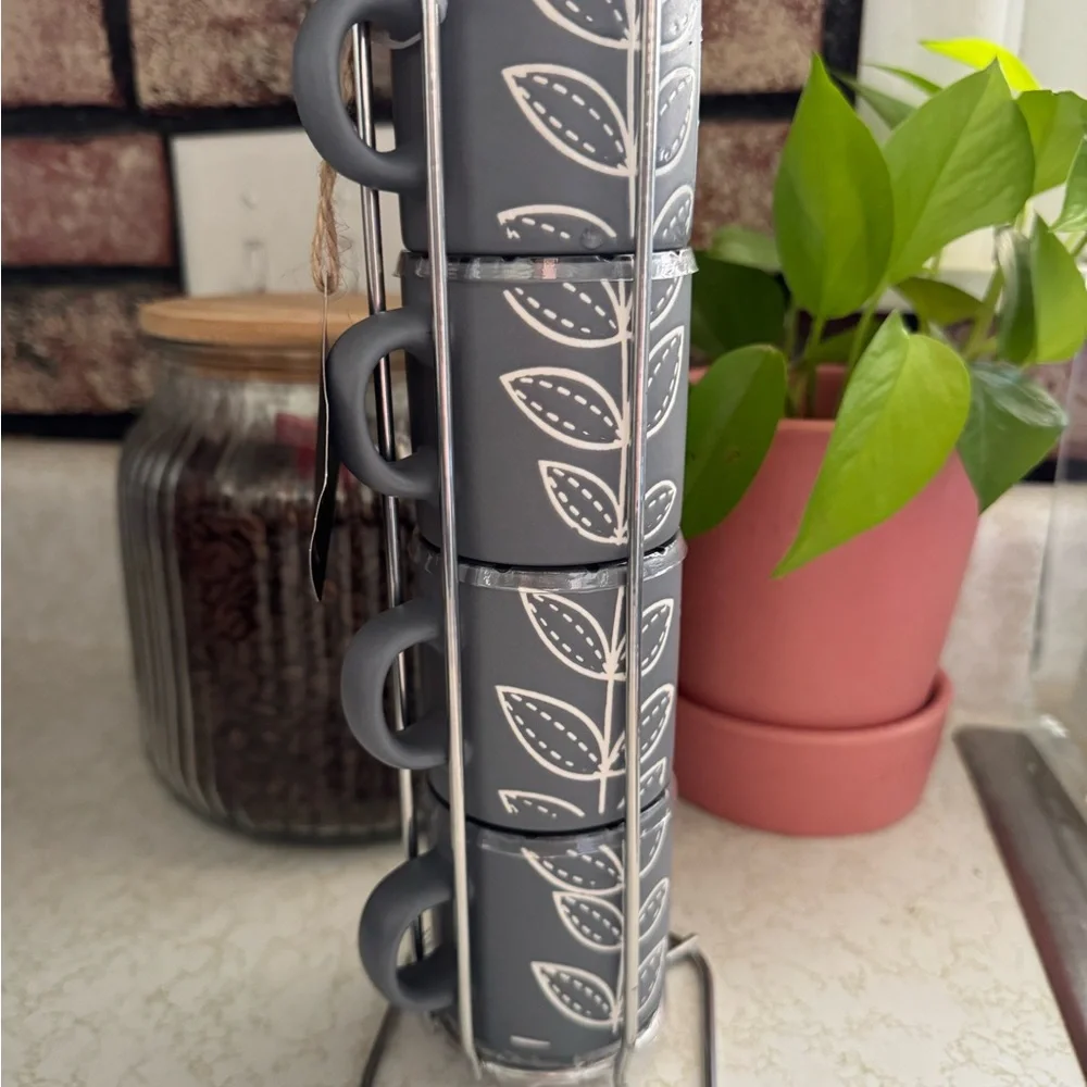 Gray Leaf Pattern Stackable Mugs Set - Picture 2 of 2
